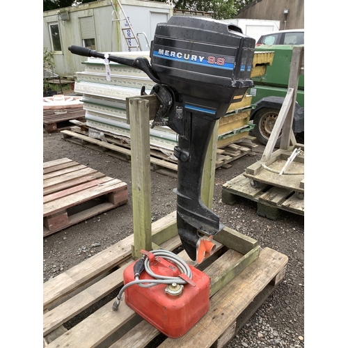 89 - A Mercury 9.8hp outboard engine