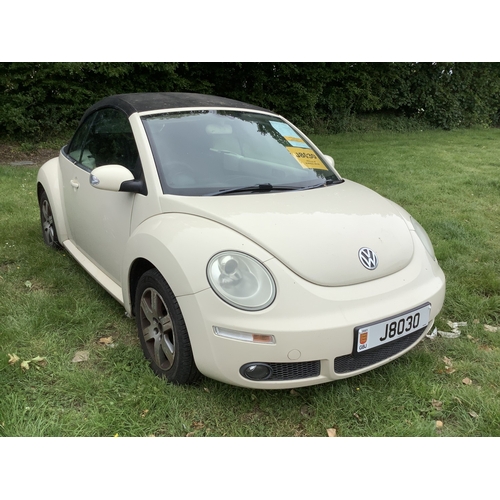 2 - J8030 - A four digit registration mark assigned to a 2007 Volkswagen Beetle Luna 1.6 convertible(pet... 