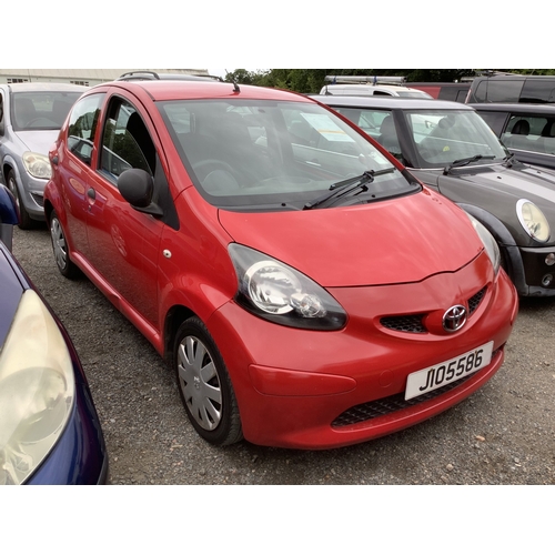 24 - A 2007 Toyota Aygo 1.0 five door hatchback J105586 (petrol/manual), odometer reading 97,743 miles - ... 