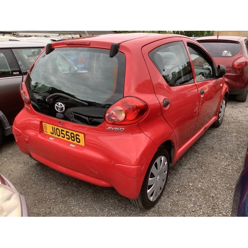 24 - A 2007 Toyota Aygo 1.0 five door hatchback J105586 (petrol/manual), odometer reading 97,743 miles - ... 