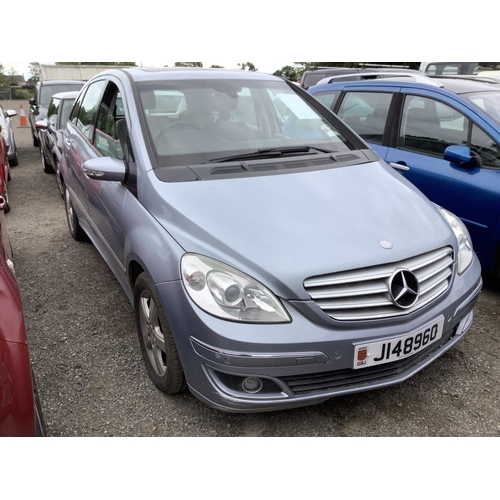27 - A 2006 Mercedes-Benz B170 SE 1.7 five door hatchback J148960 (petrol/automatic), odometer reading 96... 