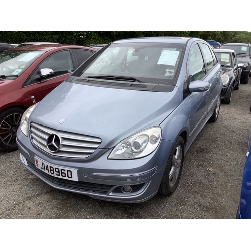 27 - A 2006 Mercedes-Benz B170 SE 1.7 five door hatchback J148960 (petrol/automatic), odometer reading 96... 