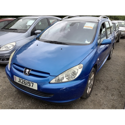 31 - A 2005 Peugeot 307 SW SE 2.0 HDi estate J126197 (diesel/manual), odometer reading 100,873 miles - Tr... 