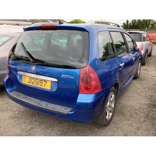 31 - A 2005 Peugeot 307 SW SE 2.0 HDi estate J126197 (diesel/manual), odometer reading 100,873 miles - Tr... 