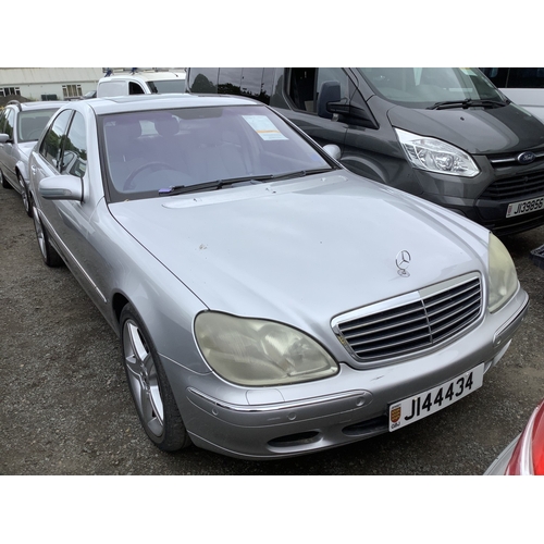 36 - A 2002 Mercedes-Benz S430 4.3 four door saloon J144434 (petrol/automatic), odometer reading 57,902 m... 