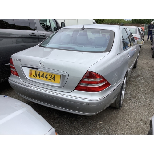 36 - A 2002 Mercedes-Benz S430 4.3 four door saloon J144434 (petrol/automatic), odometer reading 57,902 m... 