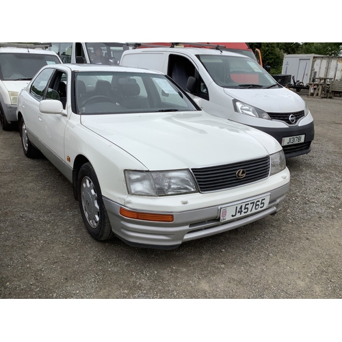 38 - A 1996 Lexus LS400 4.0 four door saloon J45765 (petrol/automatic), odometer reading 160,420 miles