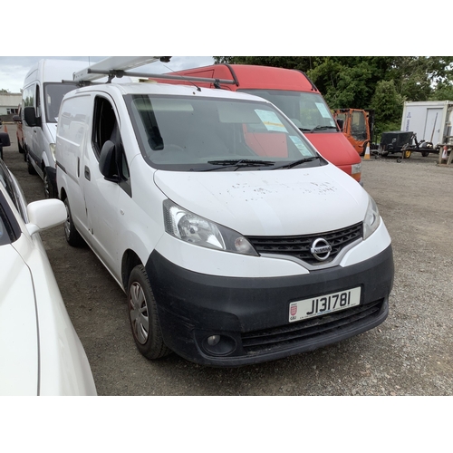 42 - A 2017 Nissan NV200 Acenta 1.5 dCi panel van J131781 (diesel/manual), odometer reading 68,478 miles ... 