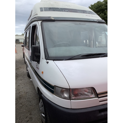 46 - A 1999 Peugeot Boxer 270 2.0 HDi camper van J128325 (petrol/manual), odometer reading 58,381 miles