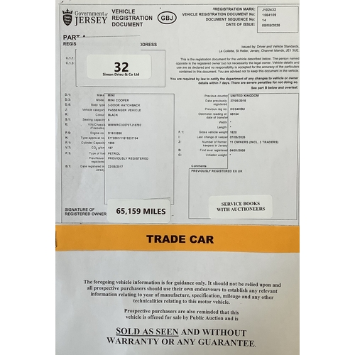 32 - A 2005 Mini Cooper 1.6 three door hatchback J102432 (petrol/automatic), odometer reading 65,159 mile... 