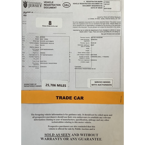 8 - A 2015 Nissan Leaf Teckna five door hatchback J118654 (electric/automatic), odometer reading 25,706 ... 