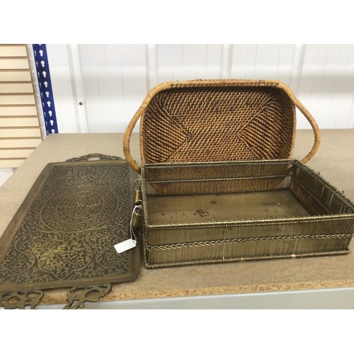 1 - 3 trays including wicker tray