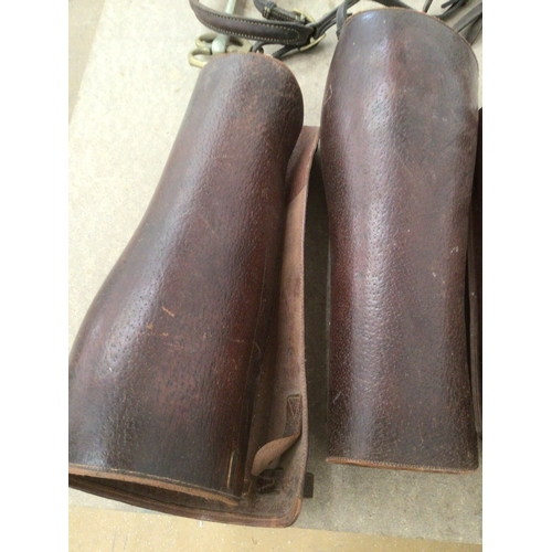 66 - 3 pairs of vintage gamekeepers leather gaiters