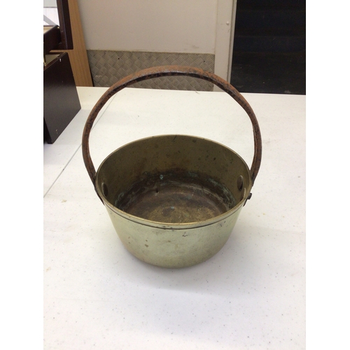 38 - Small brass jam pan 17cm