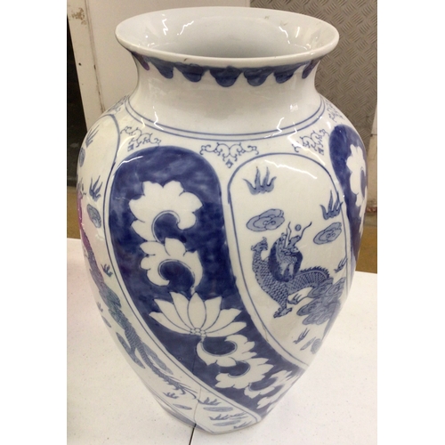 10 - Large blue and white vase H41 W25