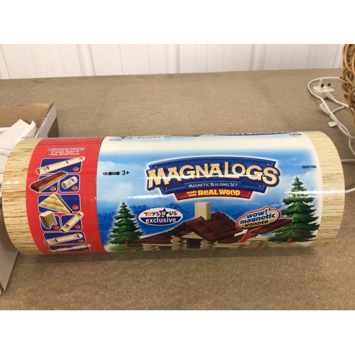 6 - Magna Logs magnetic building set