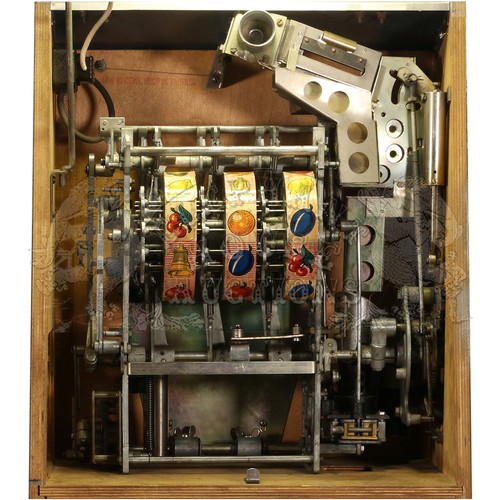 Duchess Mk III Vintage Coin Operated One Arm Bandit Slot Machine by