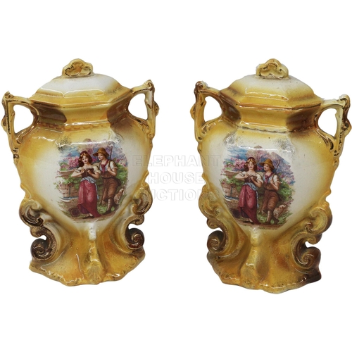 112 - Pair of Fairing Vases.Approximately 7 inches (17.8 cm) High.
Keywords: fairground 
33869... 