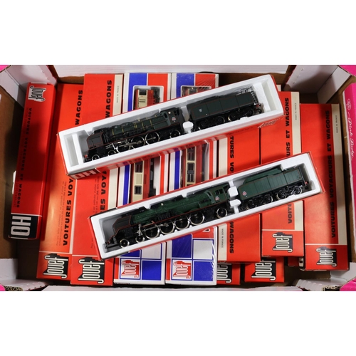 1006 - A quantity of Jouef 'HO' model railway. 2x SNCF tender locomotives - class 241 4-8-2 RN241P7 and cla... 