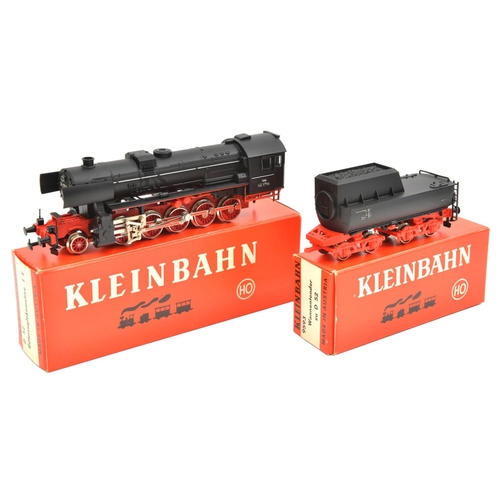 1016 - An Austrian Kleinbahn HO scale locomotive. An OBB Class 52 2-10-0 tender locomotive RN52-1719 in bla... 