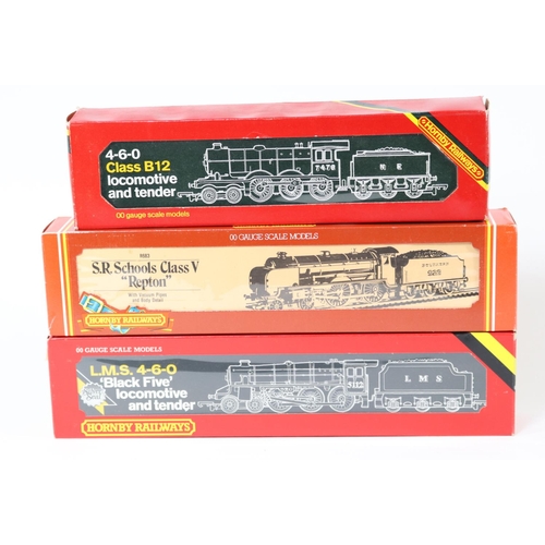 1059 - 3 Hornby Railways tender Locomotives. A SR Schools Class 4-4-0 Repton, RN926 in lined olive green. A... 