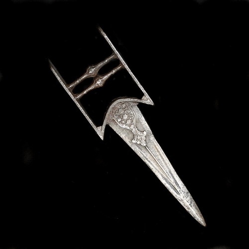135 - An Indian dagger katar c.1700. Blade 20cms cut with convergent fullers, thickened point, iron hilt p... 