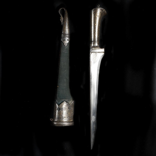 139 - An Indian dagger pesh kabz. 19th century possibly Sialkot, straight SE T-section blade 25cms damasce... 