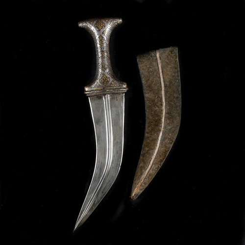 167 - An Indian dagger jambiya. Probably Hyderabad 19th century, broad curved DE blade 20cms with raised c... 