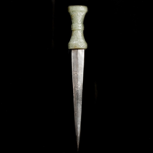 177 - An Indian dagger. 20th century, straight tapering DE blade 26cms with swollen point, one piece pale ... 