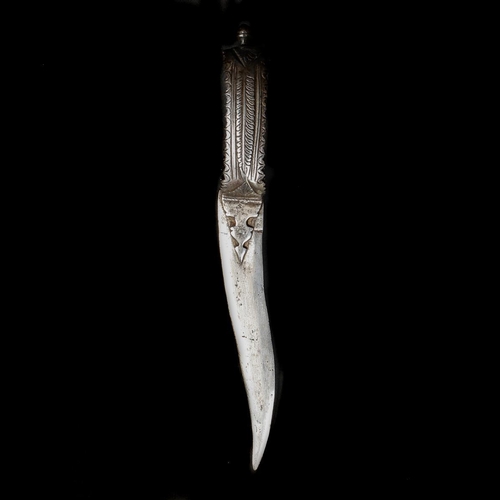 179 - An Indian  steel dagger bich-hwa, c.1800. Recurved DE blade 18cms, iron loop-shaped hilt with serrat... 