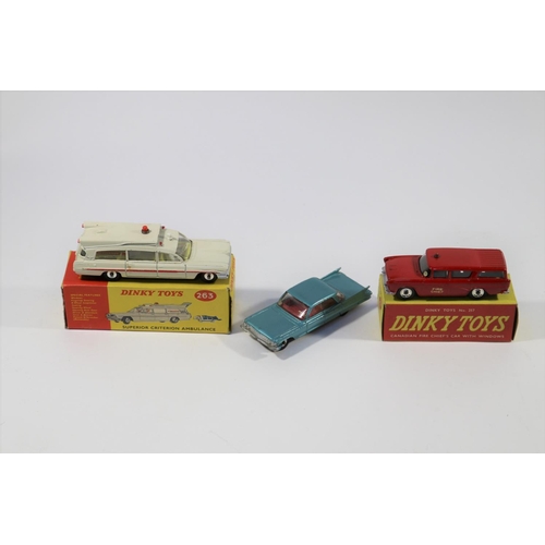 353 - 3 Dinky Toys North American Cars. Canadian Fire Chief's Car (257) in bright red, example with spun w... 