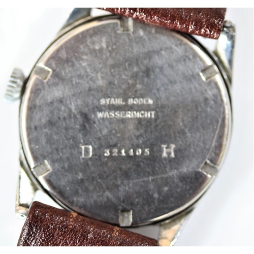 539 - DH marked Hado wristwatch. Serial D321405H. Bright plated case, refinished, 33mm without crown. Fixe... 