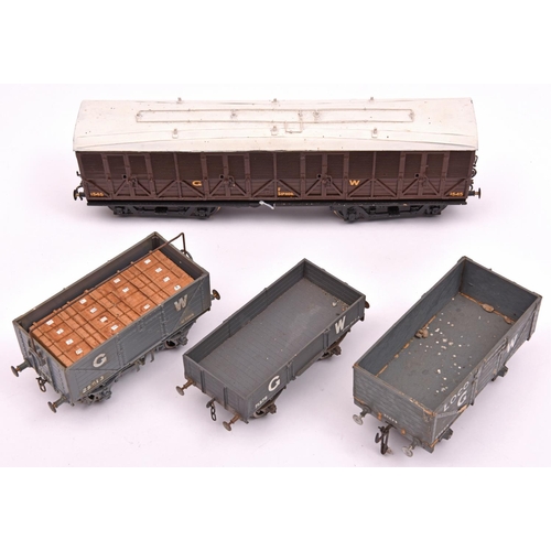 1064 - 6x O Gauge finescale GWR kit built freight wagons. A Parkside Dundas Flatbed wagon with container lo... 