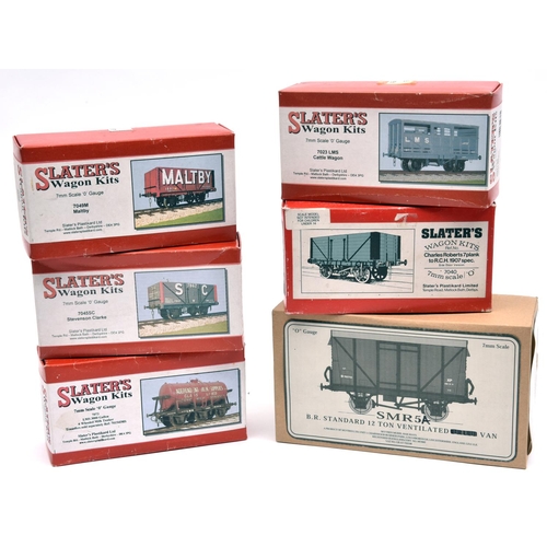 1065 - 6x O Gauge finescale freight wagons. 5x kit built examples by Slater's and one by Skytrex. Well cons... 