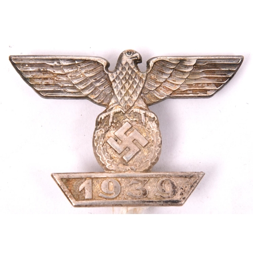 187 - A 1939 bar to the 1914 Iron Cross 1st class, with flat pin back, the pin marked “L21” in rectangle. ... 