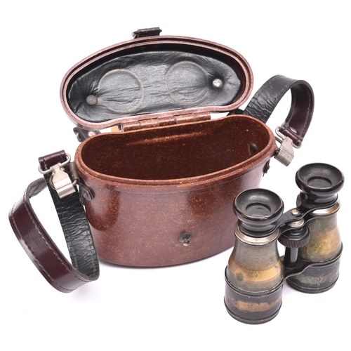 205 - A WWII German brown bakelite binocular case,  with small waffenampt stamp and maker’s code “ihg” and... 