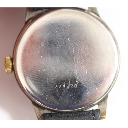 54 - Wagner wristwatch. Serial 774228. Plated case, almost total plating loss, 35mm without crown. Fixed ... 