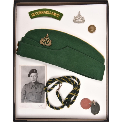 222 - Recconnaissance Corps (1941-46) items belonging to Sgt Douglas Keith, 46th Division comprising green... 