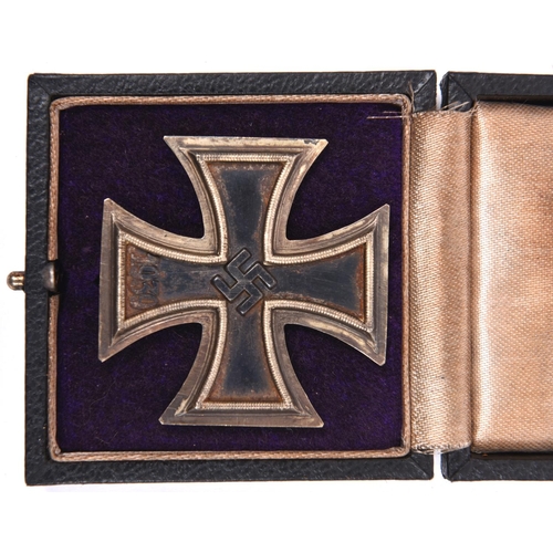 95 - A 1939 Iron Cross 1st class, the back stamped “L/11” (Deumer, Ludsenscheid), generally GC (some rust... 