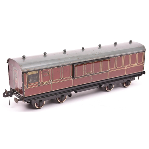 112 - A Gauge One railway Carette for Bassett Lowke LMS 1924 Royal Mail TPO coach. Travelling Post Office ... 