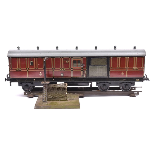 113 - A Gauge One railway Carette for Bassett Lowke LMS 1924 Royal Mail TPO coach. Travelling Post Office ... 