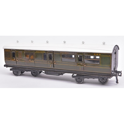 118 - Bing Gauge One Southern Railway passenger coach. A bogie 3rd class passenger brake with side corrido... 