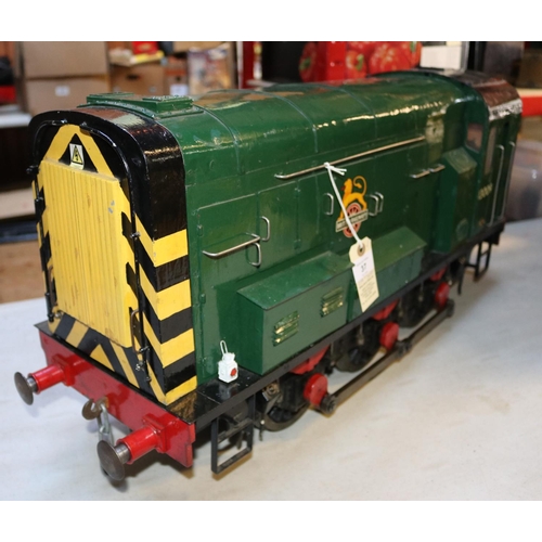 37 - A 5 inch gauge battery driven Class 08 0-6-0T diesel shunter. Home built steel and plywood body with... 