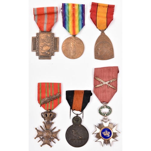 10 - Belgian medals (6): Order of the Crown with swords, Croix de Guerre 1914-1918, Yser medal, Croix du ... 