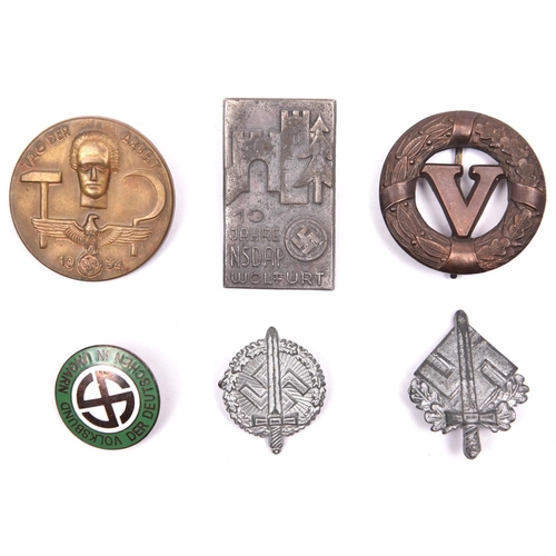 65 - 6 Third Reich small pin back badges: Hungarian Deutschen Volksbund enamelled; grey metal 10th annive... 