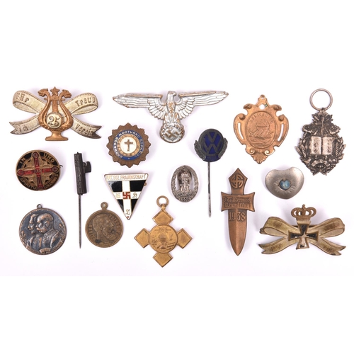 67 - 16 various Imperial German and Third Reich Civilian, Religious, etc brooches, badges and medallions,... 