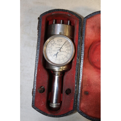 48 - A Tachometer by Schaffer & Budenburg Ltd, Manchester, London & Glasgow. A late 19thC/early 20thC han... 