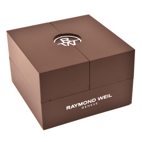 222 - A Raymond Weil Geneve Automatic watch with automatic self winding mechanism. Stainless steel case an... 