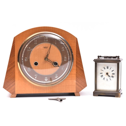 60 - 2x clocks. A French brass carriage clock/timepiece. Together with a Smith's mantle clock, striking o... 