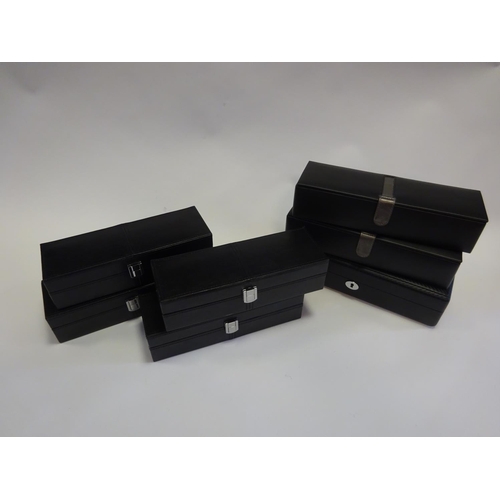 69 - 7x watch collector's storage boxes in leather and faux leather. 5x cases with capacity for 6 watches... 